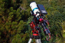 AstroLink 4 Bee with integrated mini PC on the astrophotography setup